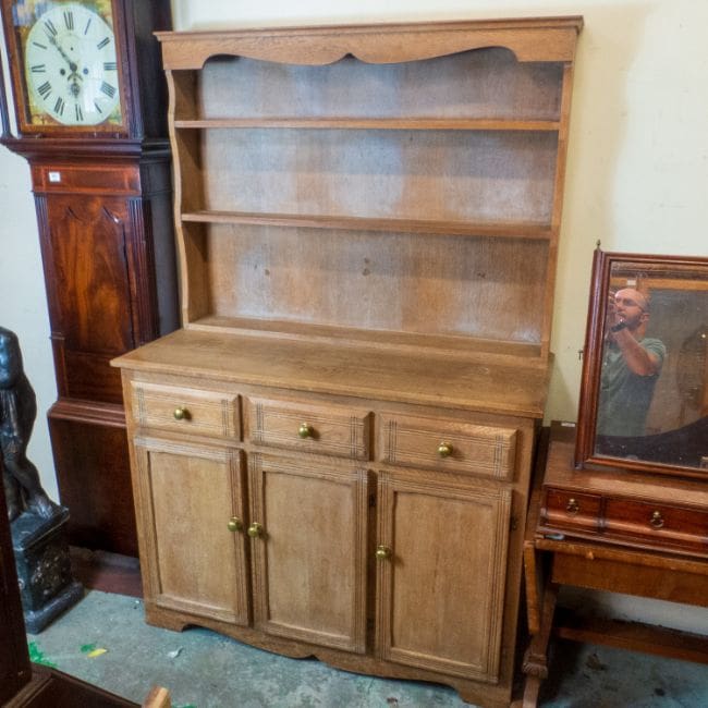 Lot-627-Limed-Oak-Dresser A Limed Oak Dresse