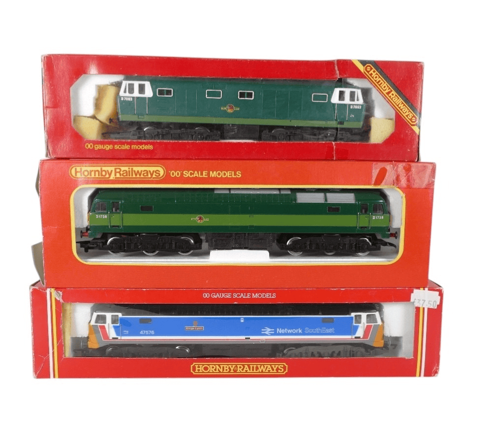 Hornby Railways OO gauge locomotives to include R.074 Hymek Class 35 Diesel, R219 Class 47 Co-Co NSE Kings Lynn 47576 and R863 Brush Type 4 Class 47/48 Diesel Electric BR D1738. Untested. (3)