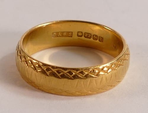 April 2024 22ct Wedding Ring resize